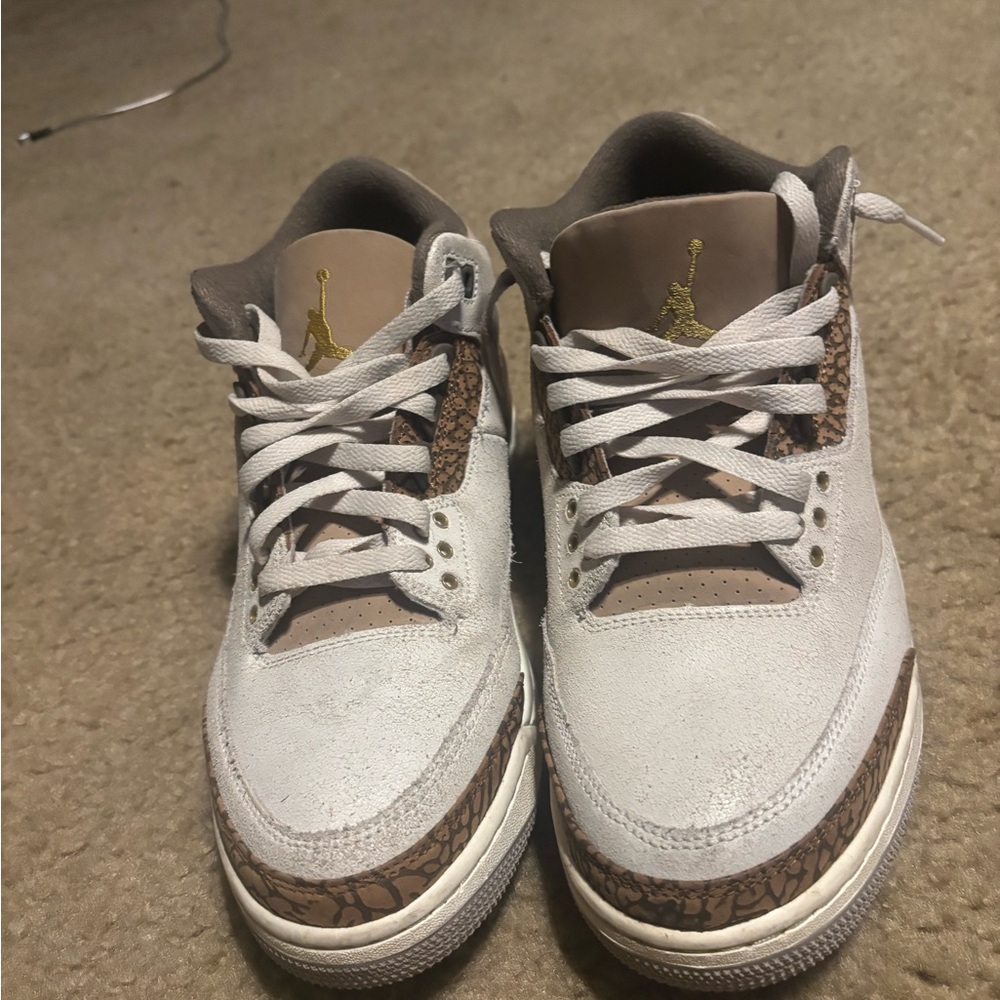 Jordan White and Brown Sneakers Classic Low-Top Design